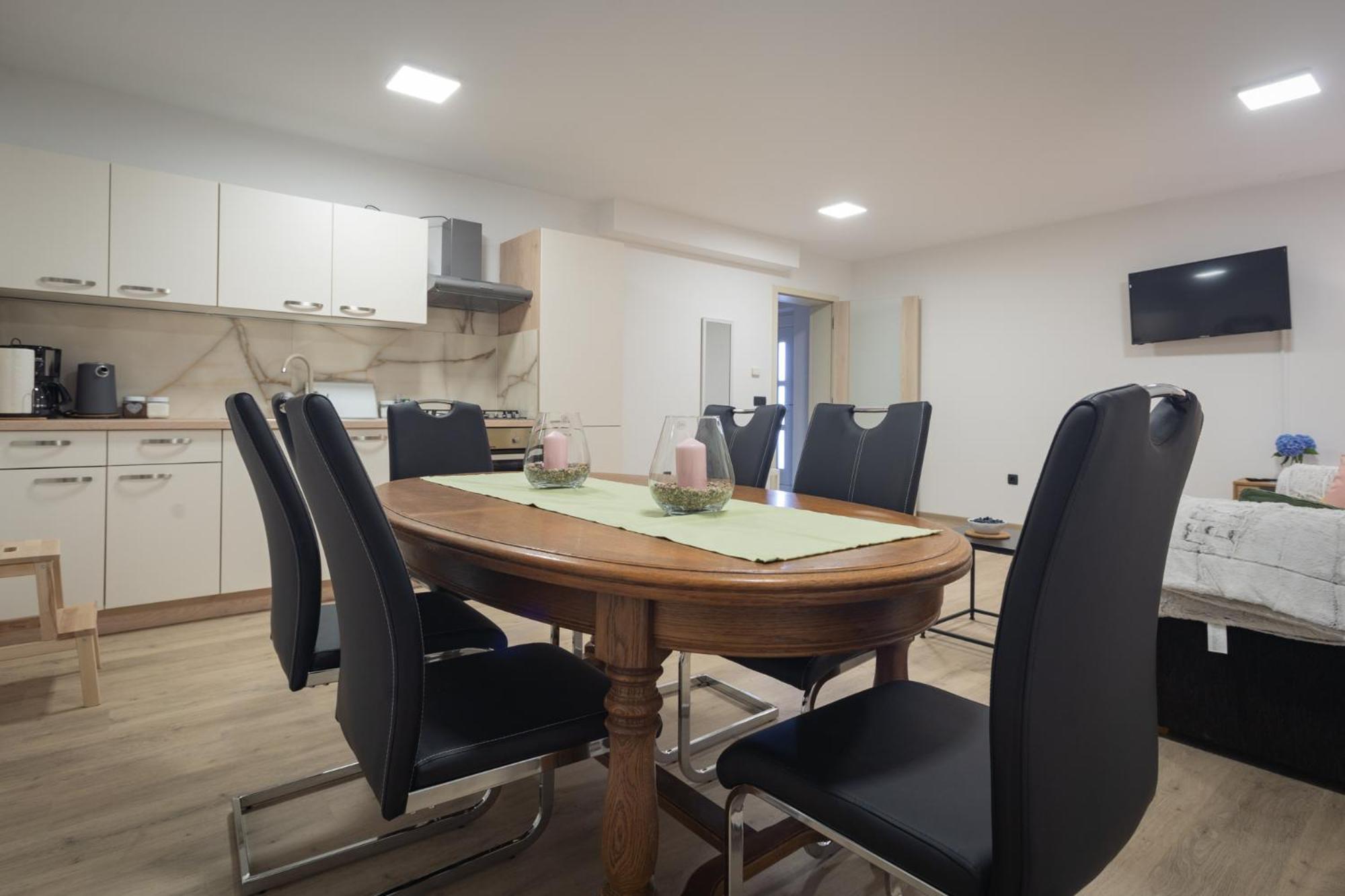 Cuckoo'S Alpine Nest Apartment Lesce  Bagian luar foto